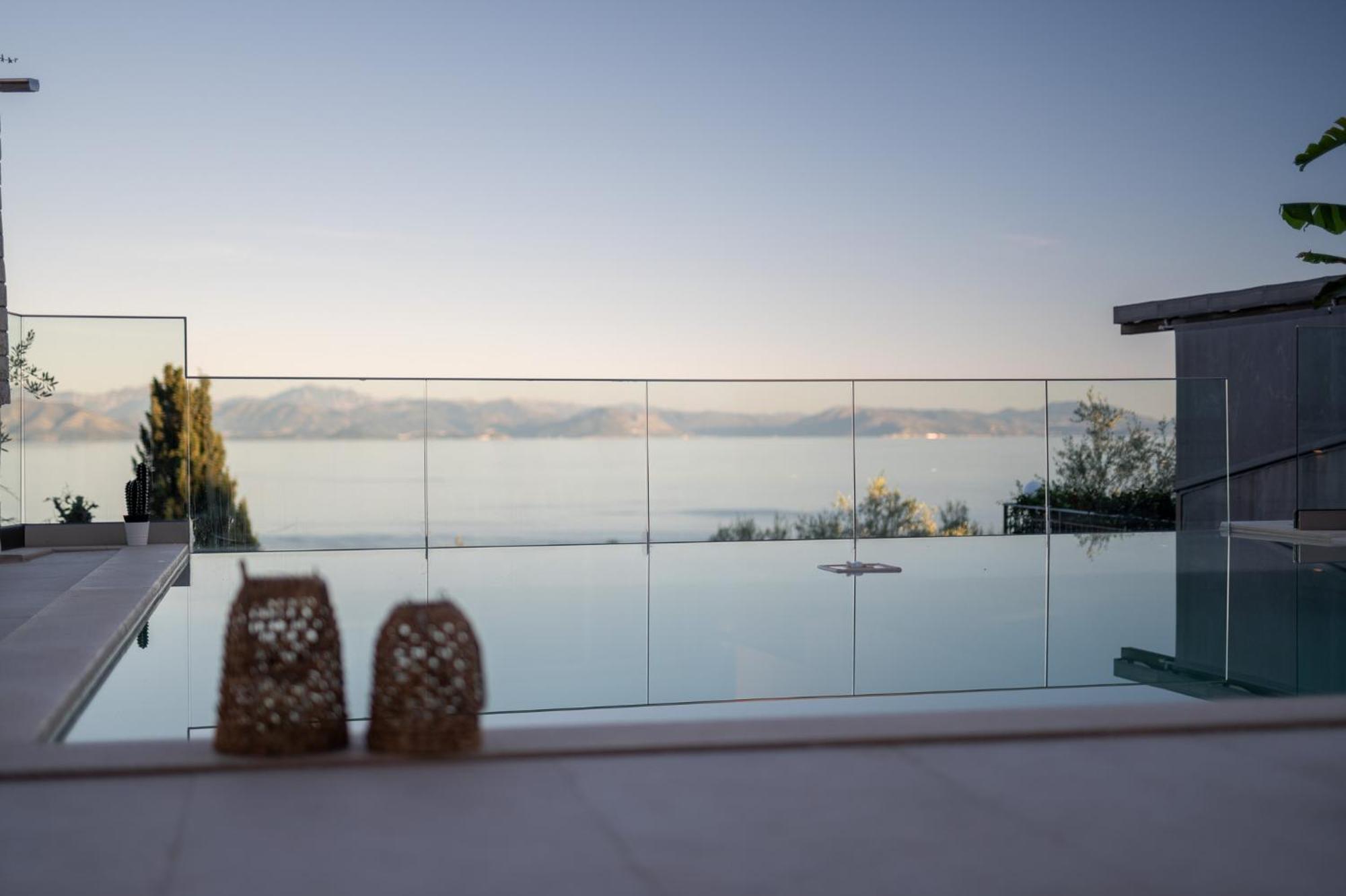 Achillion Luxury Corfu Villa & Suites Perama  Exterior photo